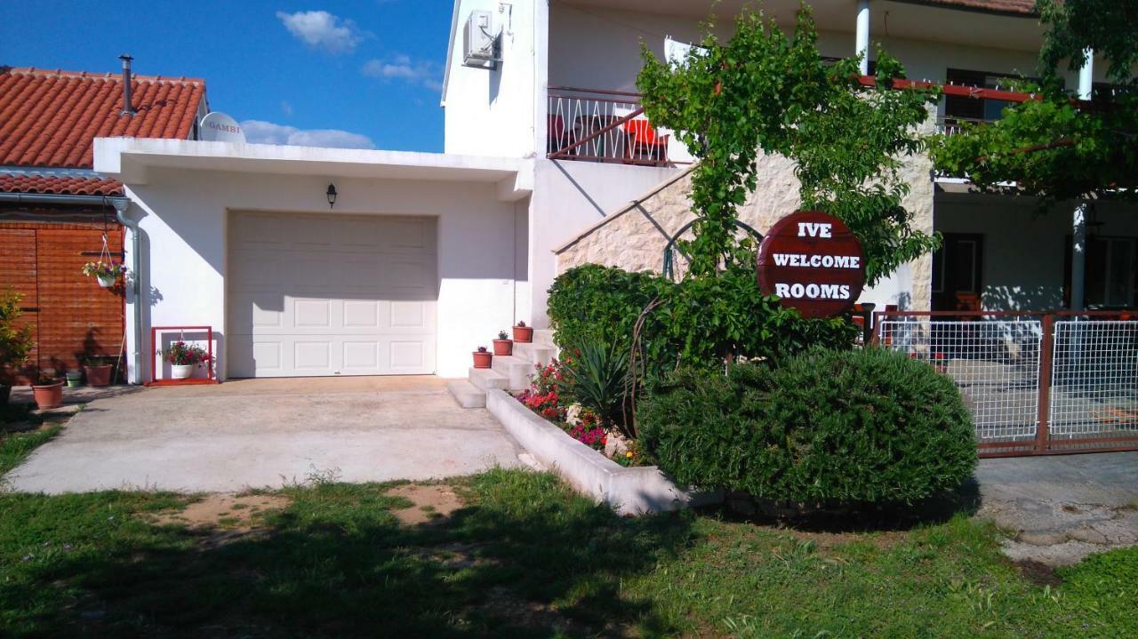 Rooms Ive Lozovac Exterior photo
